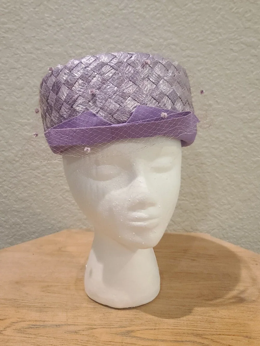 Vtg 1950s - 1960s Lavender Woven Pillbox Hat Ribbon Trim Young Towners Hat Shop